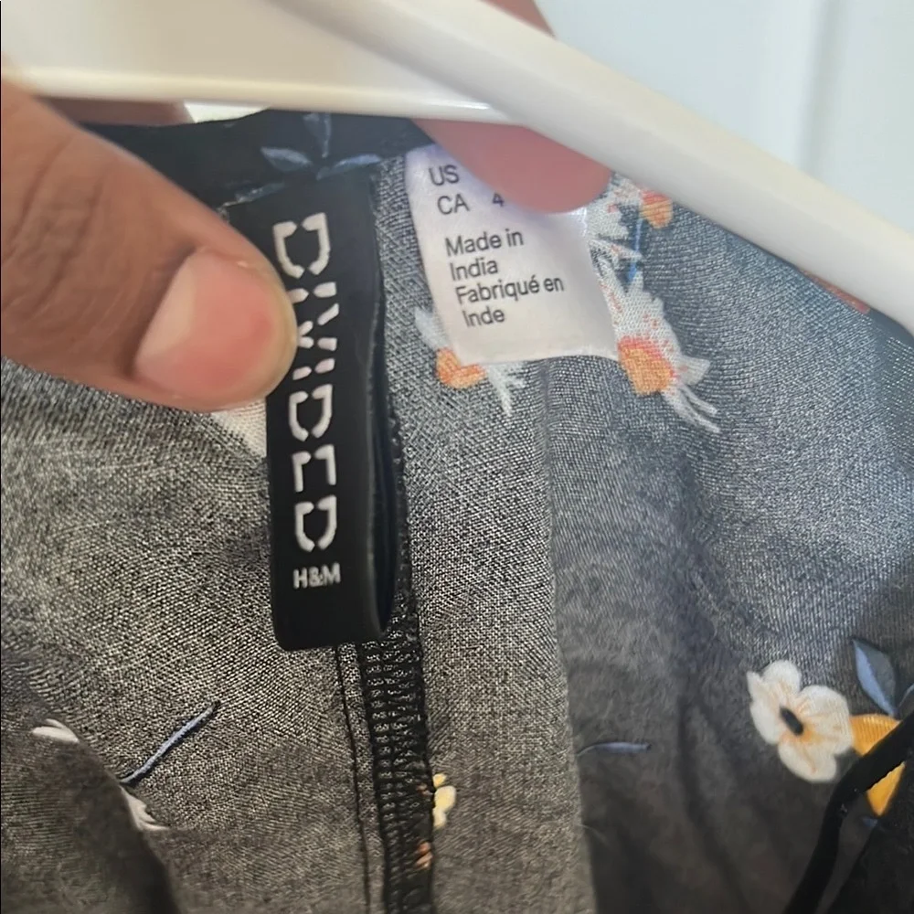 H&M Black Midi Dress with Yellow and White Floral Pattern - Picture 3 of 3